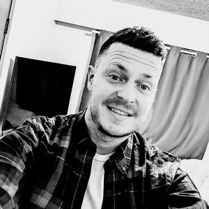 Meet your Posher, Neil